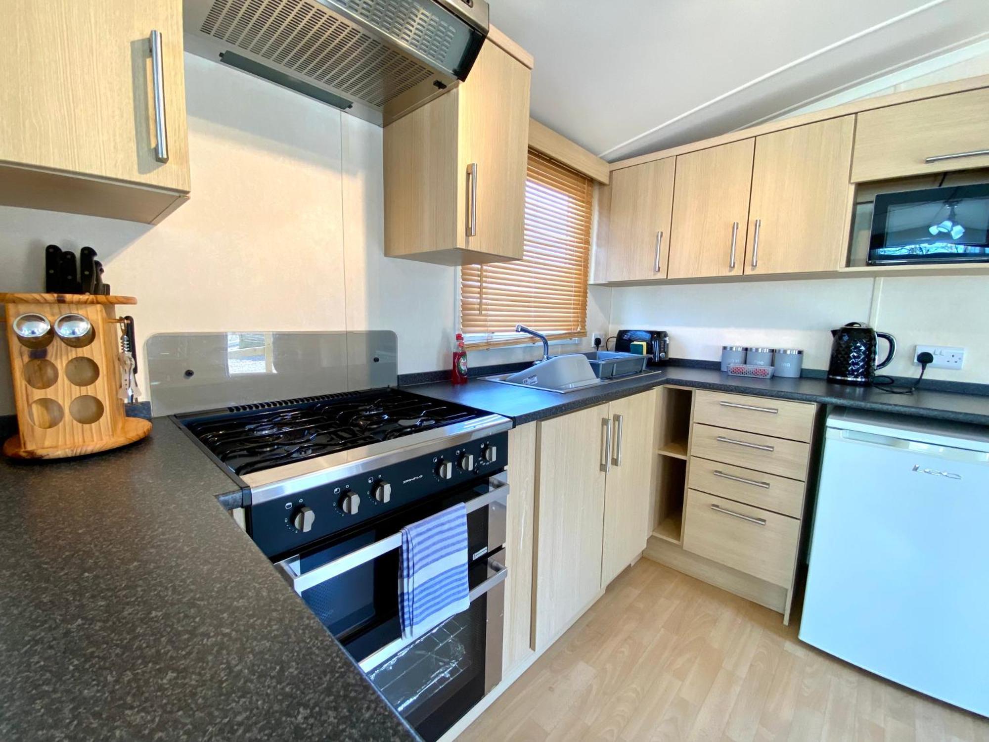 Elletson Park Wood Fired Hot Tubs, Caravans & Pods Pilling Dış mekan fotoğraf