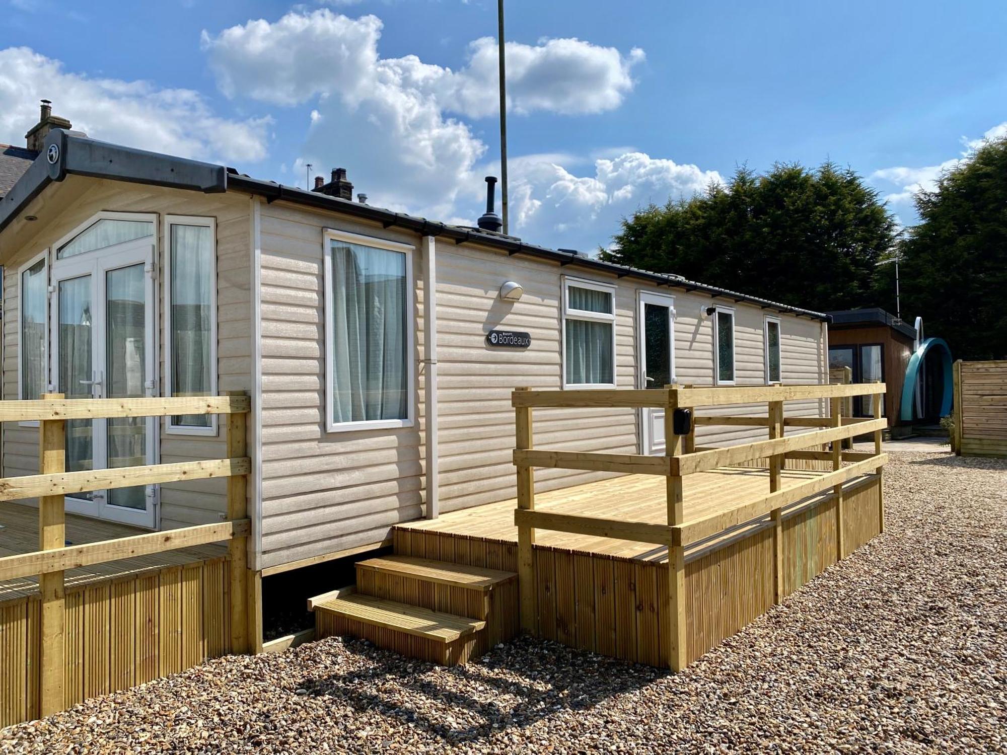 Elletson Park Wood Fired Hot Tubs, Caravans & Pods Pilling Dış mekan fotoğraf